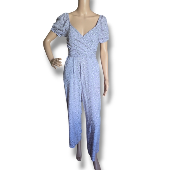 HOLLISTER Women's Lilac Ditsy Floral Print Wrap Front Jumpsuit - Picture 2 of 16